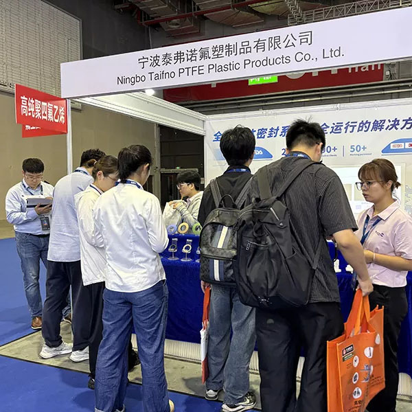 高性能 PTFE 密封解决方案赋能流程工业
